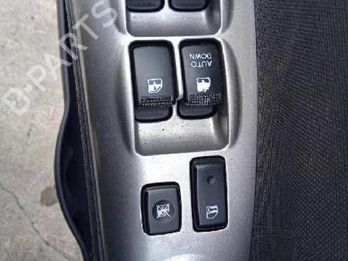 Left headlight KIA SPORTAGE II (JE_, KM_) 2.0 i 16V | BP16767154C28