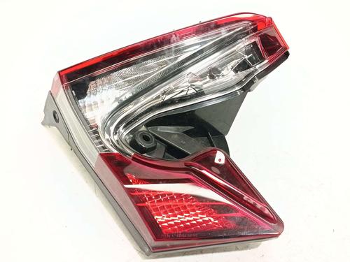 left-tailgate-light-toyota-c-hr-_x1_-2016-40179415 main image