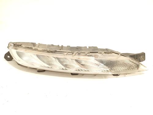 right-front-fog-light-citroen-c4-grand-picasso-ii-da_-de_-2013-27546791 main image