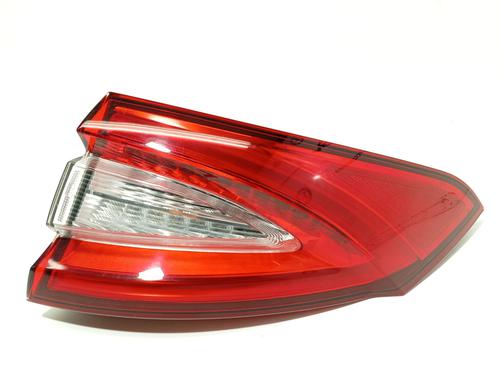 Used Right taillight Right taillight MASERATI LEVANTE SUV (M161) 3.0 D Q4 (275 hp) 33704668 33704668