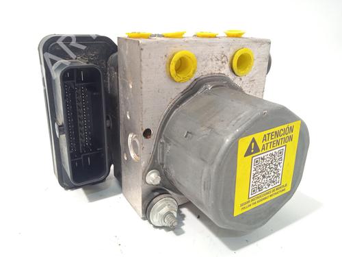Used ABS pump MERCEDES-BENZ GLA-CLASS (X156) GLA 180 (156.942) (122 hp) 28973990