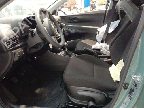 Left front window switch HYUNDAI i20 II (GB, IB) 1.4 CRDi | BP39747570I27 - Image 33