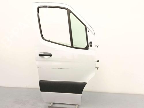 Used Right front door Right front door 37874909 37874909