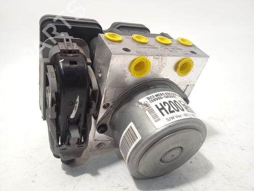 Used ABS pump HYUNDAI i20 III (BC3, BI3) 1.0 T-GDI hybrid 48V (101 hp) 26209390