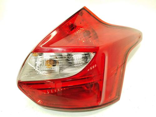 right-taillight-ford-focus-iii-2010-2011-2012-2013-2014-2015-2016-2017-2018-2019-2020-39722972 main image