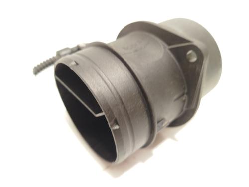 Mass air flow sensor VW TOURAN (5T1) 2.0 TDI | BP32471039M95 - Image 2