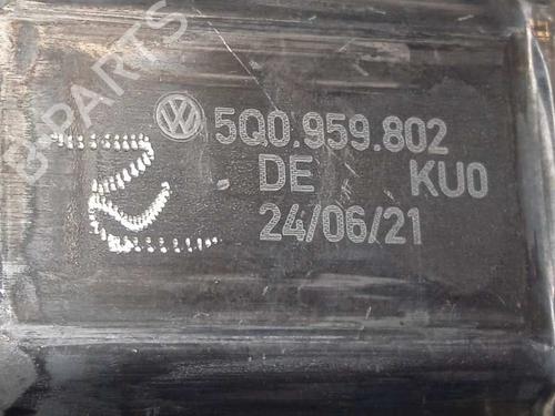 Rear right window mechanism AUDI Q3 (F3B) | BP13710165C25