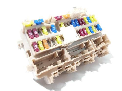 Used Fuse box Fuse box 12205013 12205013