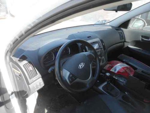 Fuse box HYUNDAI i30 Estate (FD)  | BP1235566E1 