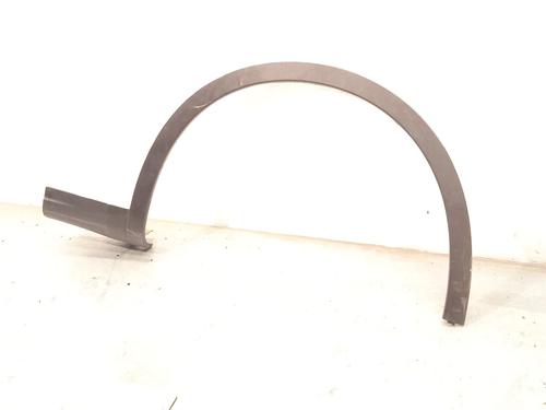 Used Front right wheel arch trim Front right wheel arch trim MASERATI LEVANTE SUV (M161) 3.0 D Q4 (275 hp) 33824935 33824935