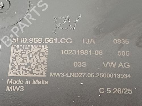 Interior roof light CUPRA LEON Sportstourer (KL8, KU8, KUD) 1.5 eTSI | BP30829999I8 