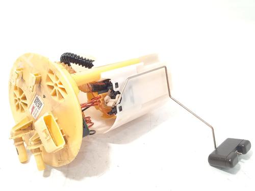 Used Fuel pump RENAULT MEGANE IV Hatchback (B9A/M/N_) 1.5 Blue dCi 115 (B9A6) (116 hp) 28729120