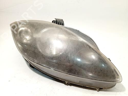 Used Right headlight SEAT LEON (1P1) 1.6 TDI (105 hp) 30393683