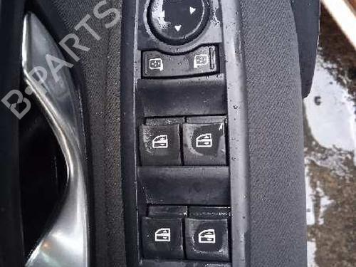 Instrument cluster RENAULT MEGANE III Hatchback (BZ0/1_, B3_) 1.5 dCi | BP9527337C47 