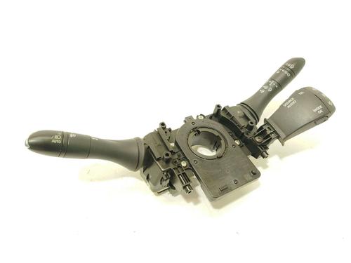 steering-column-stalk-renault-megane-iv-hatchback-b9amn_-2015-37697694 main image