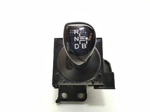 Used Gear lever TOYOTA AURIS (_E18_) 1.8 Hybrid (ZWE186_, ZWE186R) (136 hp) 8900822