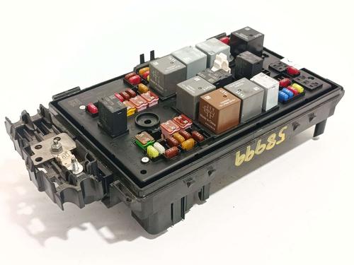 Used Fuse box Fuse box 38469494 38469494