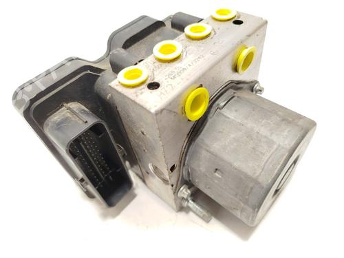 Used ABS pump ABS pump MERCEDES-BENZ GLA-CLASS (X156) GLA 200 CDI / d (156.908) (136 hp) 28141185 28141185