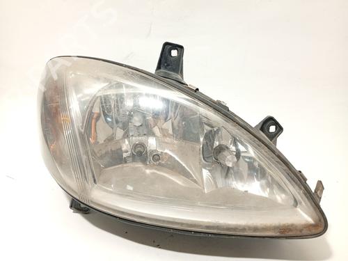 Used Right headlight Right headlight MERCEDES-BENZ VITO Bus (W639) 111 CDI (639.701, 639.703, 639.705) (109 hp) 32696389 32696389