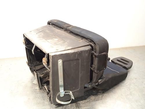 Right front seat IVECO DAILY VI Van 35S16, 35C16, 40C16, 50C16, 70C16 | BP28108074C16 - Image 4