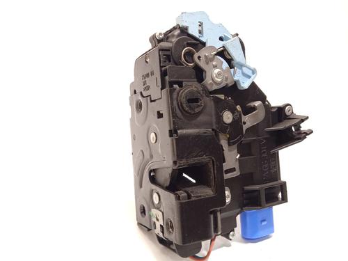 Used Rear left lock VW TOURAN (1T3) 1.6 TDI (105 hp) 16239403