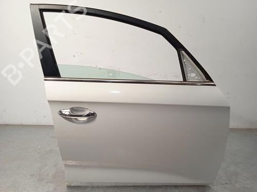 Used Right front door KIA CARENS IV [2013-2025]  24150862