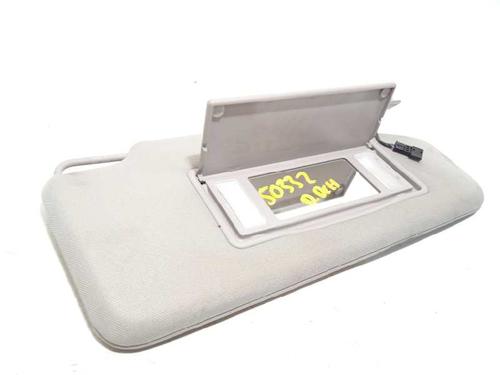 Used Right sun visor Right sun visor 13044270 13044270
