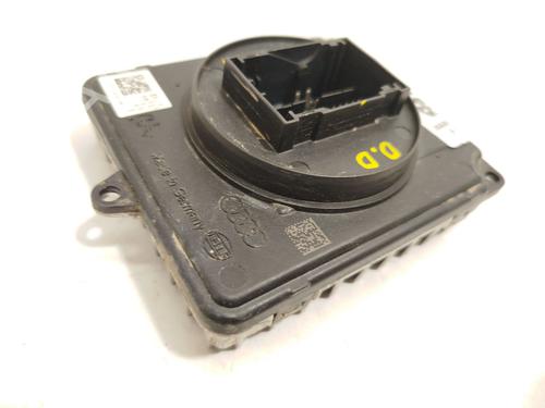Module électronique AUDI A4 B9 Avant (8W5, 8WD) 30 TDI Mild Hybrid (136 hp) 28537124