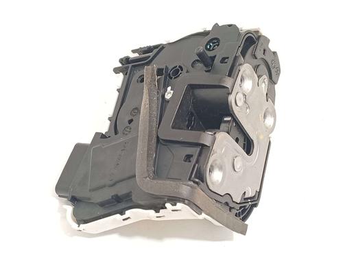 rear-left-lock-mg-mg-zs-suv-azs1-2017-39136494 main image