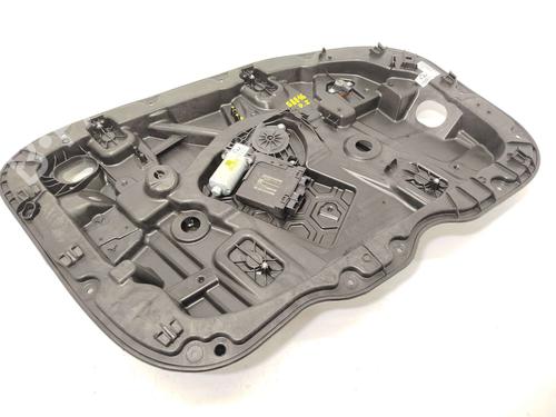 rudehejsemekanisme-ventre-foran-volvo-xc40-536-2017-37793341 main image