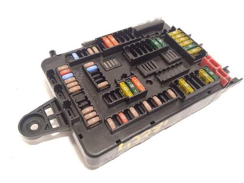 Used Fuse box BMW 1 (F20) 116 d (116 hp) 9844881