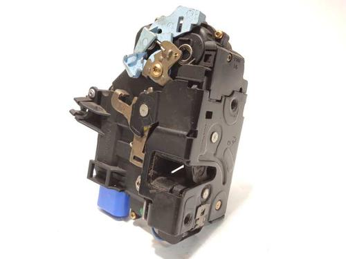 Front right lock VW TOURAN (1T1, 1T2) [2003-2010]  15257129