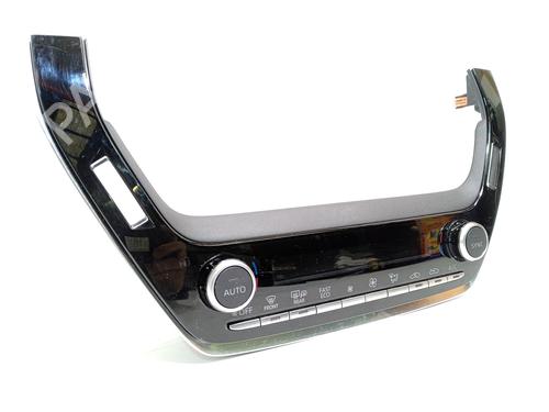 Used Climate control Climate control 20722331 20722331