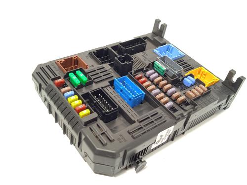 Fuse box CITROËN C5 AIRCROSS (A_) 1.2 PureTech 130 (ARHNSJ) | BP28125771E1 - Image 2