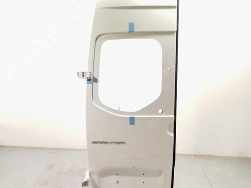 Used Left rear door MERCEDES-BENZ SPRINTER 4-t Van (B907, B910) 419 CDI RWD (907.643, 907.645, 907.647) (190 hp) 31123927