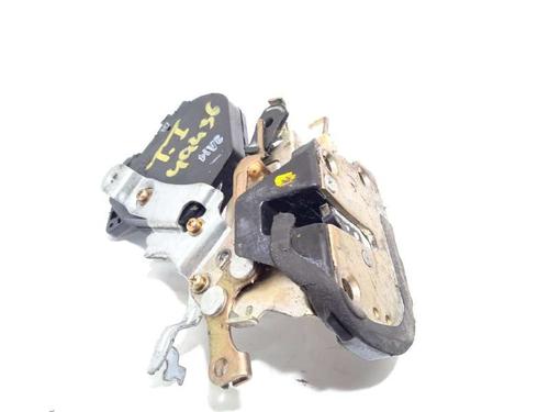 Vergrendeling links achter TOYOTA RAV 4 II (_A2_) 2.0 D 4WD (CLA20_, CLA21_, CLA20R, CLA21R) (116 hp) 12206612