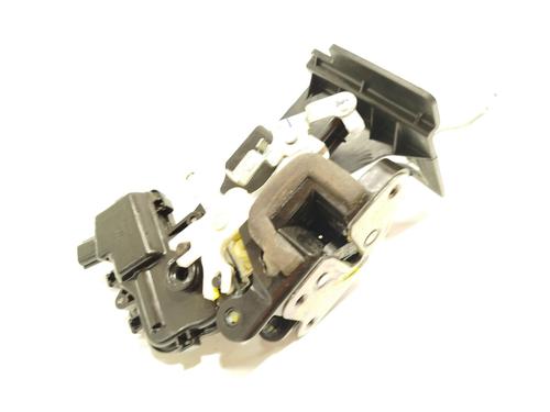 front-right-lock-dacia-spring-2020-33173486 main image
