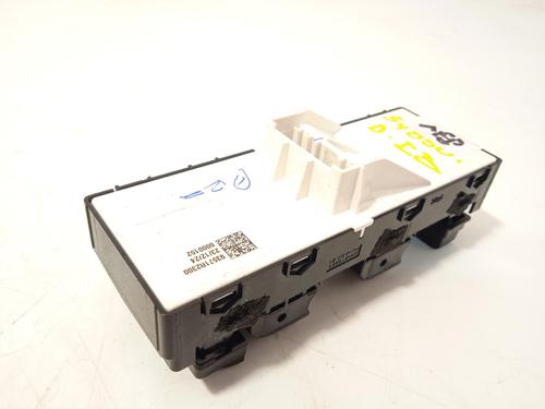 Left front window switch KIA SPORTAGE V (NQ5) 1.6 T-GDI MHEV | BP22927500I27 - Image 3