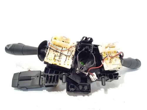 Steering column stalk RENAULT CLIO IV Grandtour (KH_) 0.9 TCe 90 | BP24635731I23 