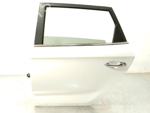 left-rear-door-kia-carens-iv-2013-24170860 main image