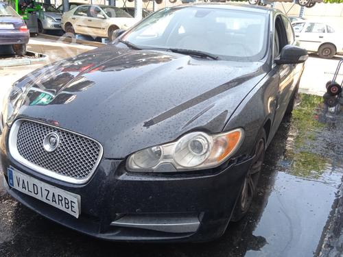 Left headlight JAGUAR XF I (X250) 2.7 D | BP28139214C28 