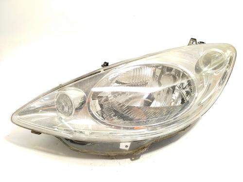 Left headlight PEUGEOT 1007 (KM_) 1.4 HDi | BP29402800C28