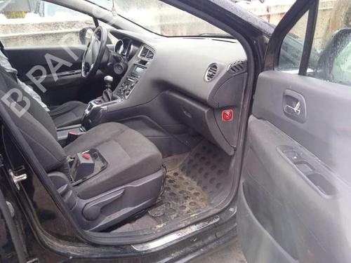 Left front door PEUGEOT 5008 (0U_, 0E_) 1.6 HDi | BP17809581C2