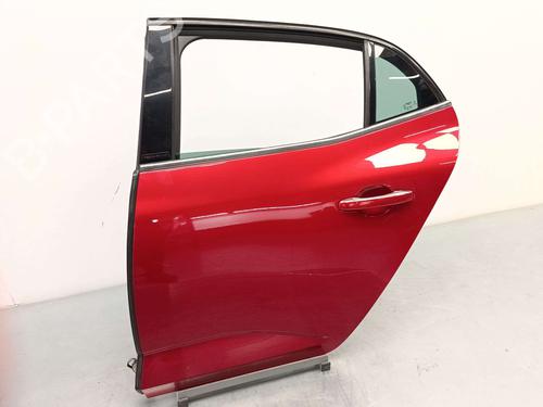 left-rear-door-renault-megane-iv-hatchback-b9amn_-2015-37692355 main image
