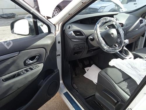 Left front window switch RENAULT SCÉNIC III (JZ0/1_) 1.2 TCe | BP30588490I27 