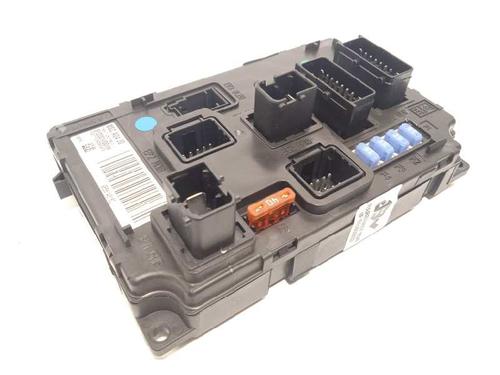 Used Fuse box Fuse box 10382635 10382635