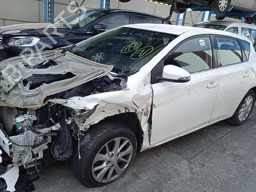 Instrument cluster TOYOTA AURIS (_E18_) 2.0 D-4D (ADE186_, ADE186R) | BP24398227C47 