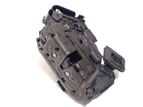 front-right-lock-seat-leon-sportstourer-kl8-kld-5tb837016c-2020-17971112 main image