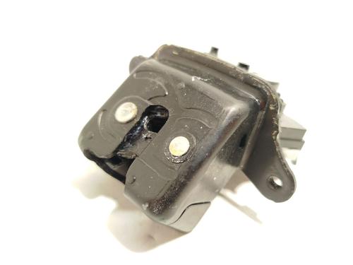 tailgate-lock-toyota-c-hr-_x1_-2016-24225793 main image