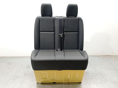 Used Right front seat Right front seat 32340607 32340607
